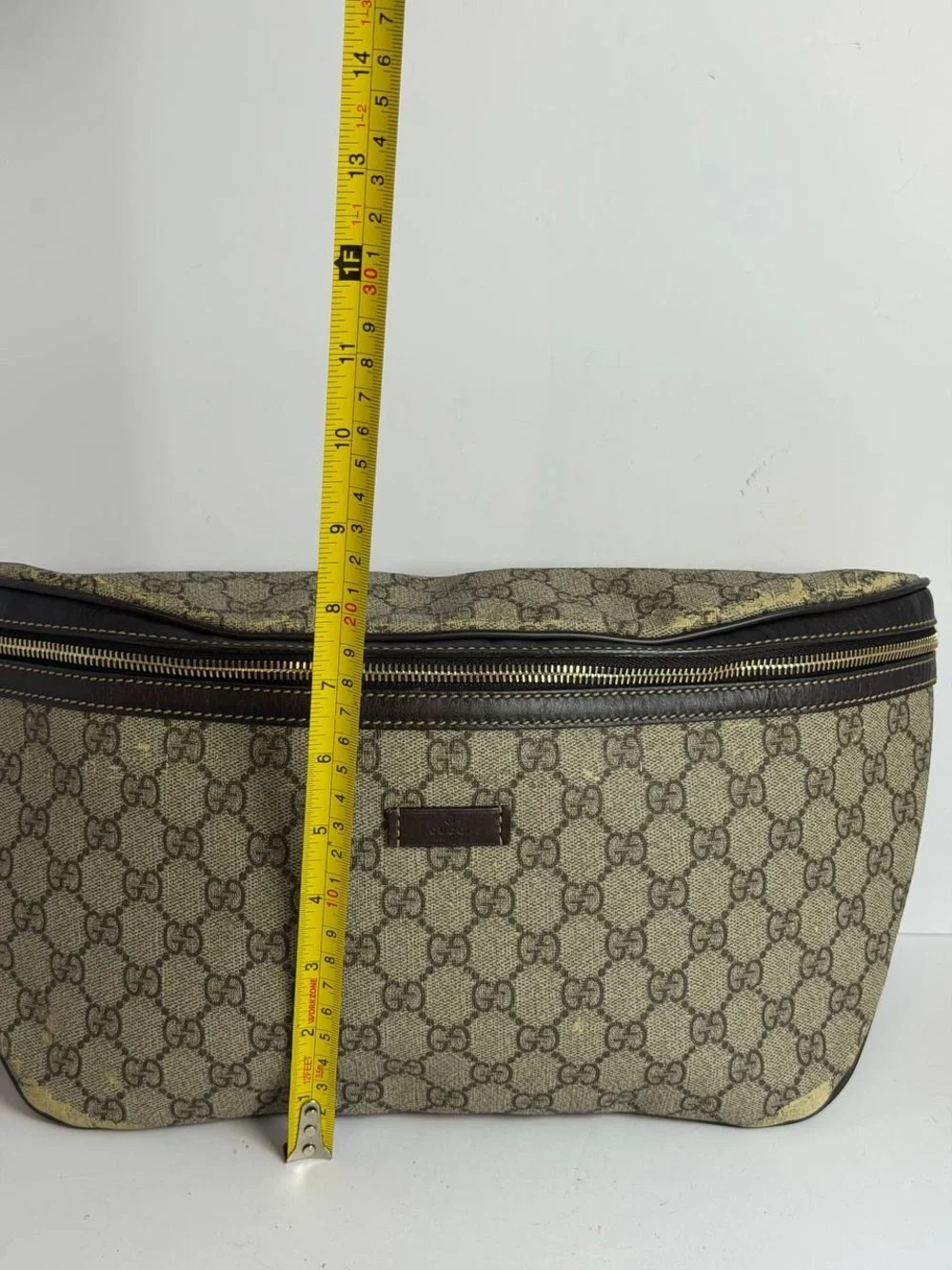 Gucci gg supreme